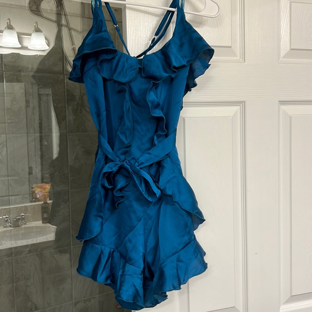 Bella & Bloom Boutique Satin Teal romper in size S